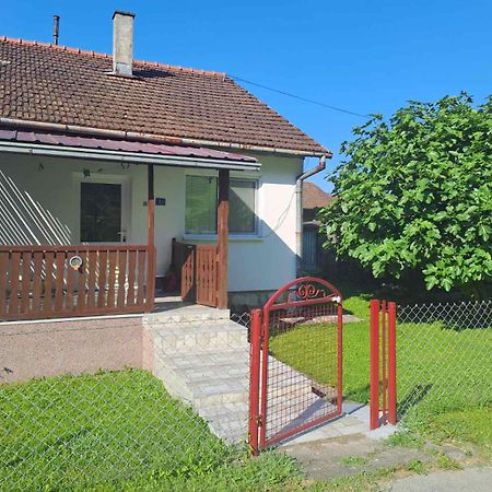 Vikendica Iva Villa Perucac Kültér fotó