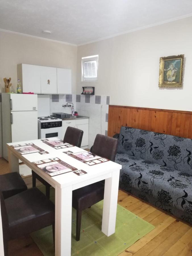 Vikendica Iva Villa Perucac Kültér fotó